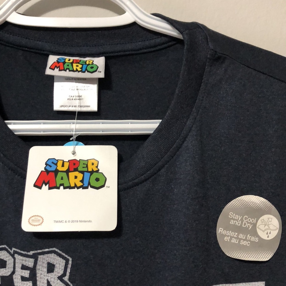 ⭐️NWT⭐️SUPER MARIO T-SHIRT⭐️Nintendo 2019 - Picture 3 of 6